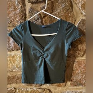 BRANDY MELVILLE CROP TOP
